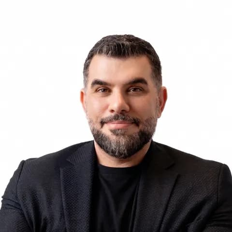 Portrait of Omar Fareda